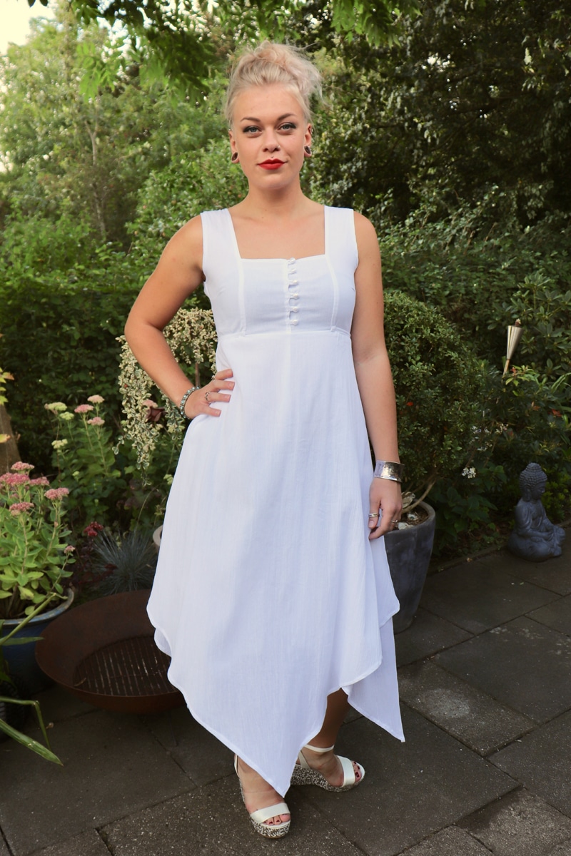 Alma - White | Evening dresses elegant, Elegant dresses, Gowns